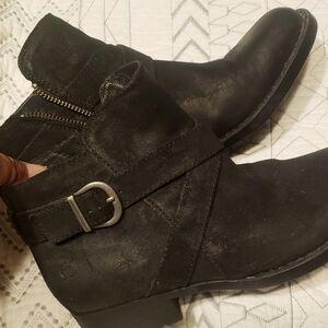 BORN Trinculo Boots Size 8